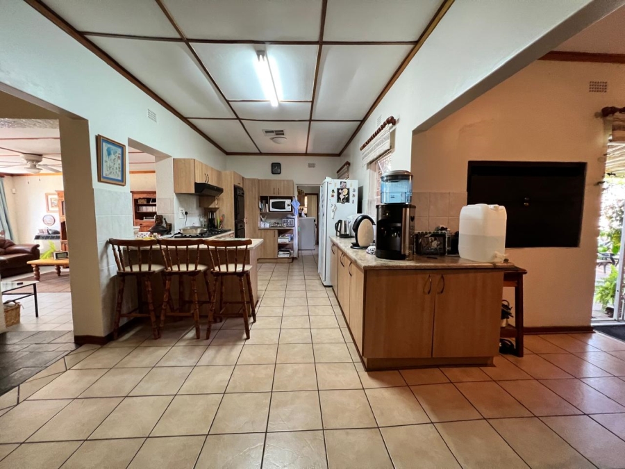 4 Bedroom Property for Sale in Hillcrest Northern Cape